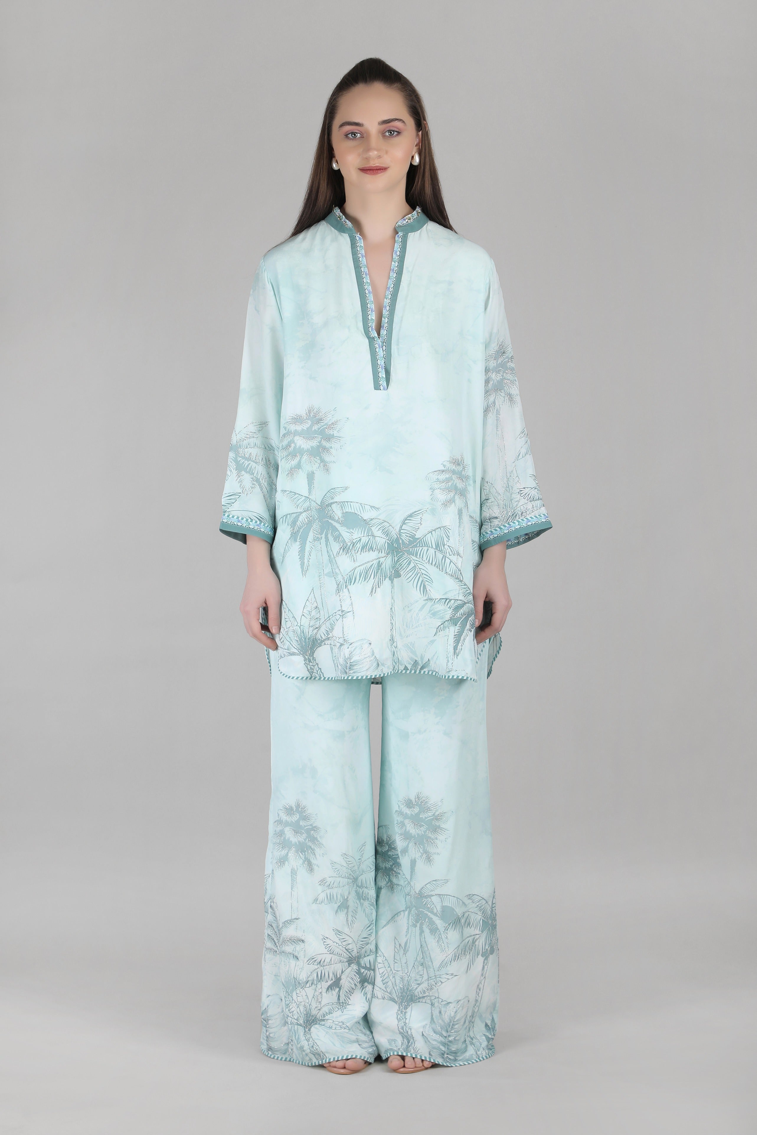 Tropical Plam Muse Coord set