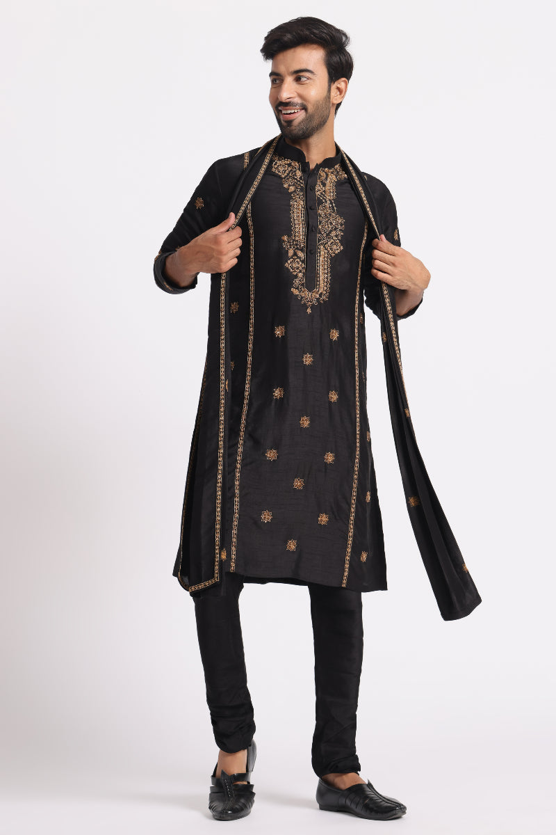 NAAYAAB-KURTA SET WITH STOLE