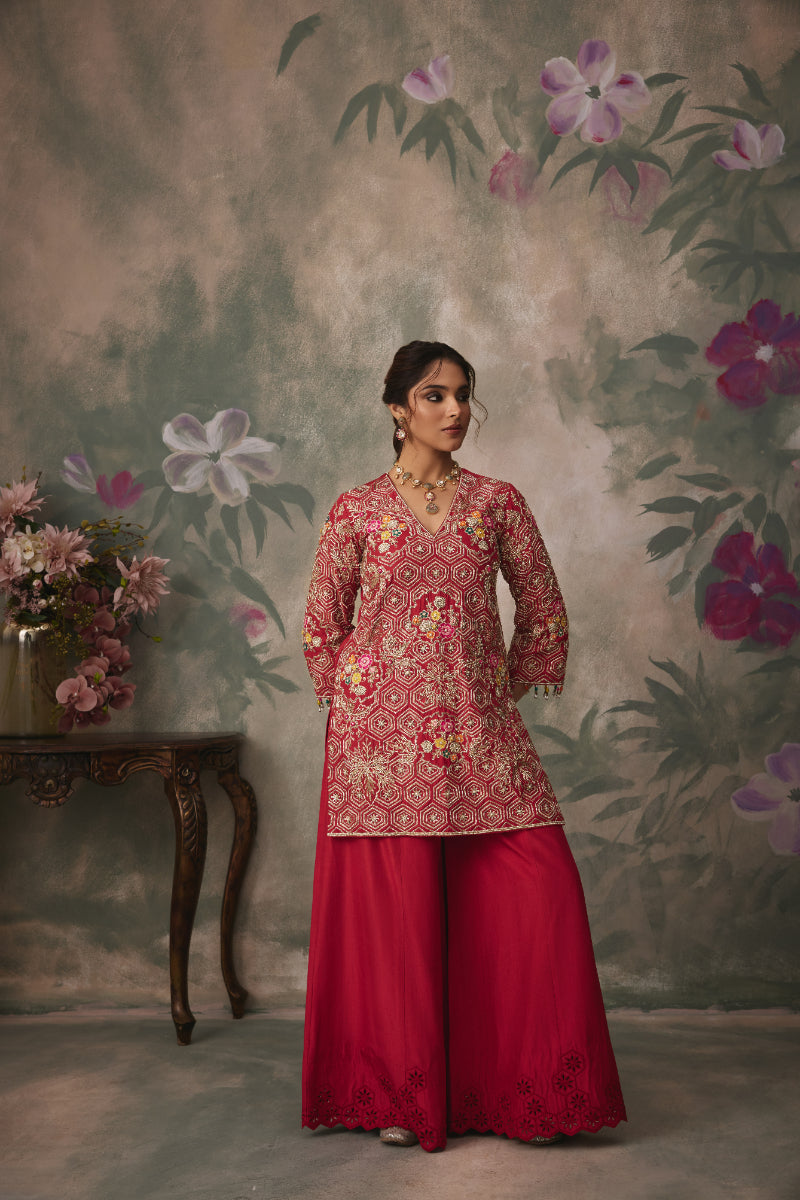 TASVEER KURTA SET