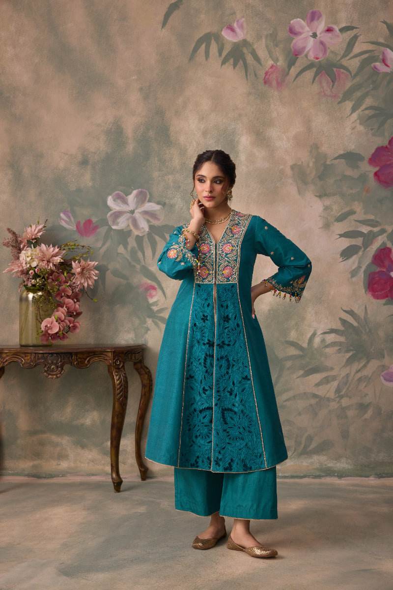 SAANJH KURTA SET