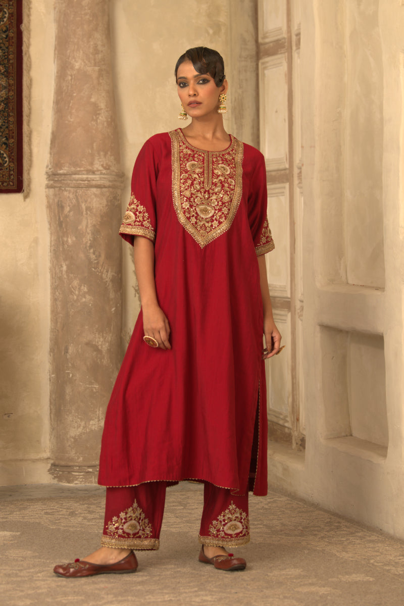 RED MUGHAL JAAL KURTA SET