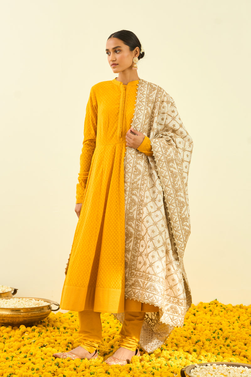 Daisy Ivory Tilla Embroidery Odhni