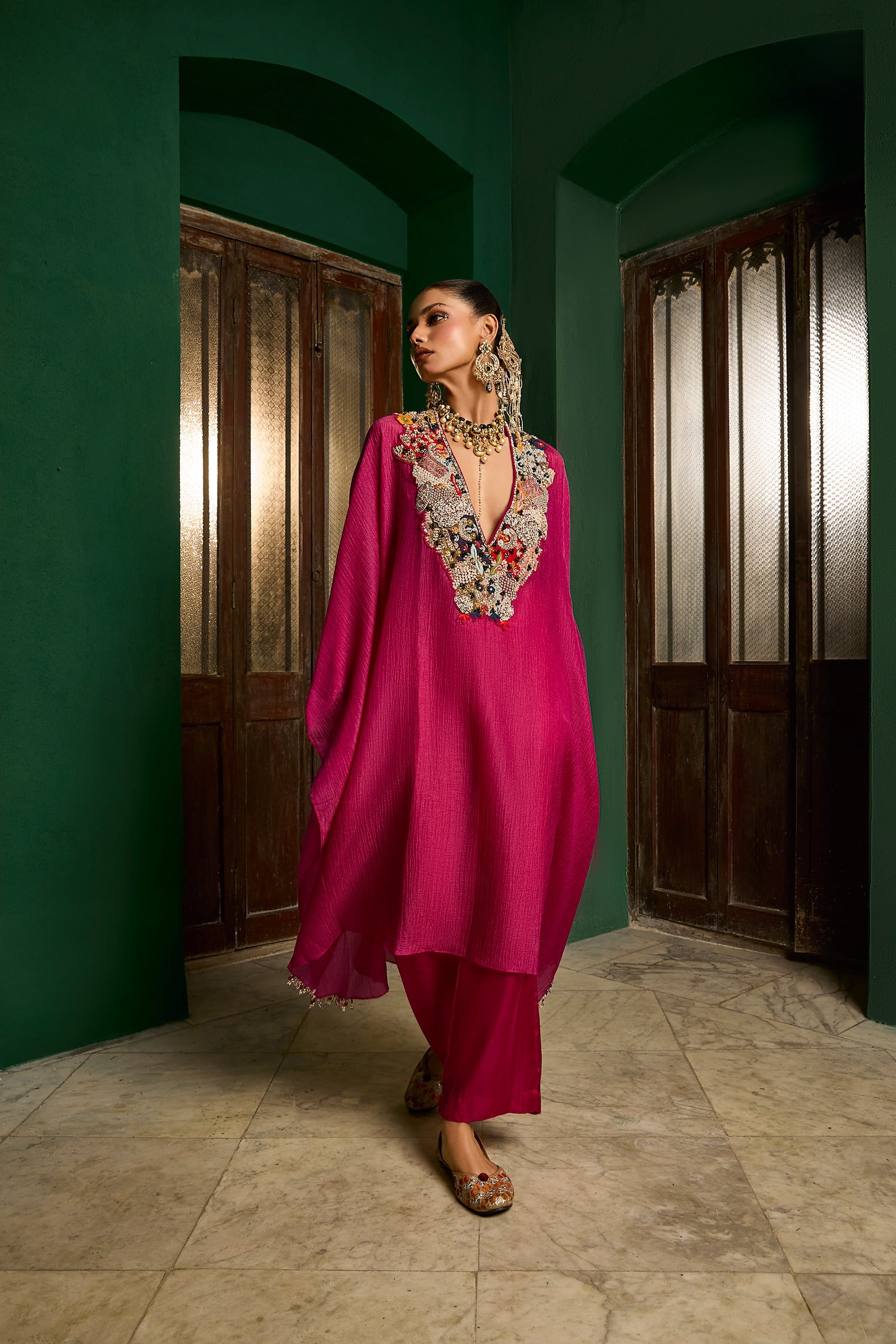 Raas Gulnaar Kaftan In Fuschia