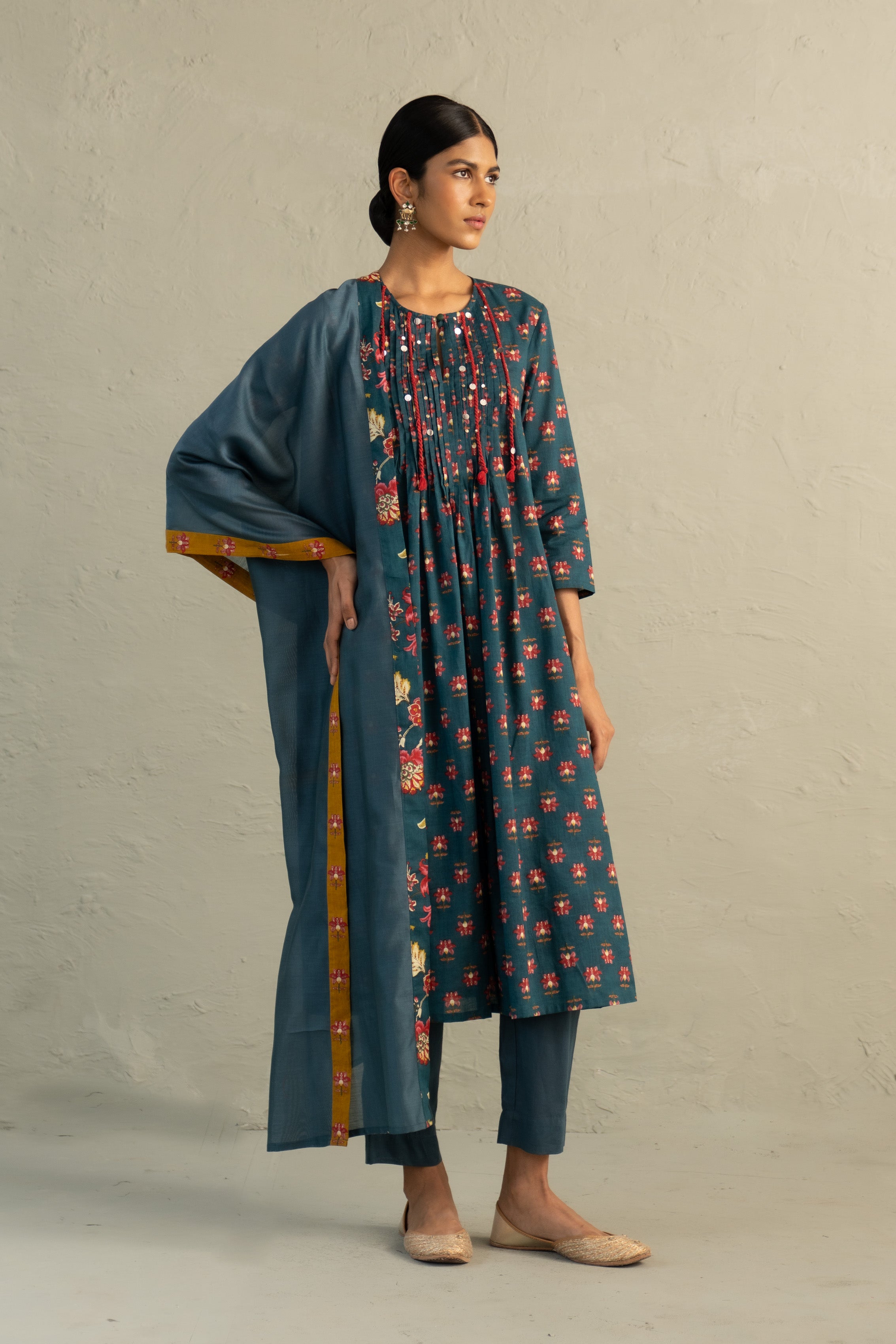 Teal Phool Dori Pintuck Kurta Set