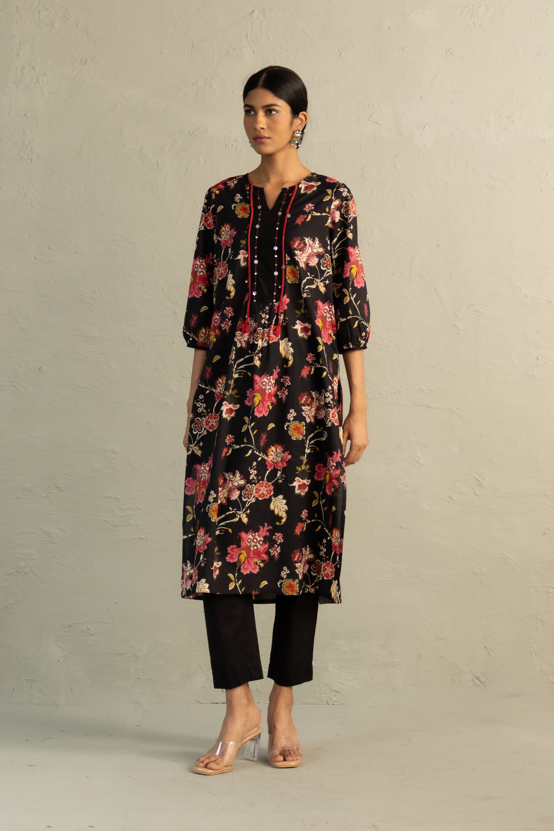 Black Phool Dori Kurta Set