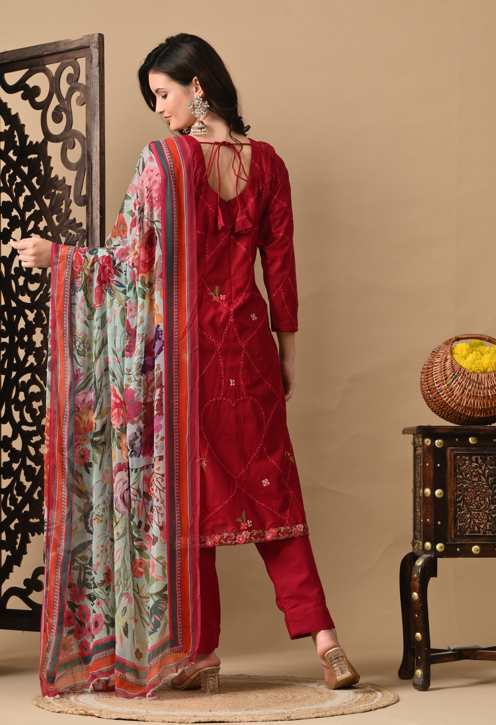 Reddish Pink Thread Work Kurta Set