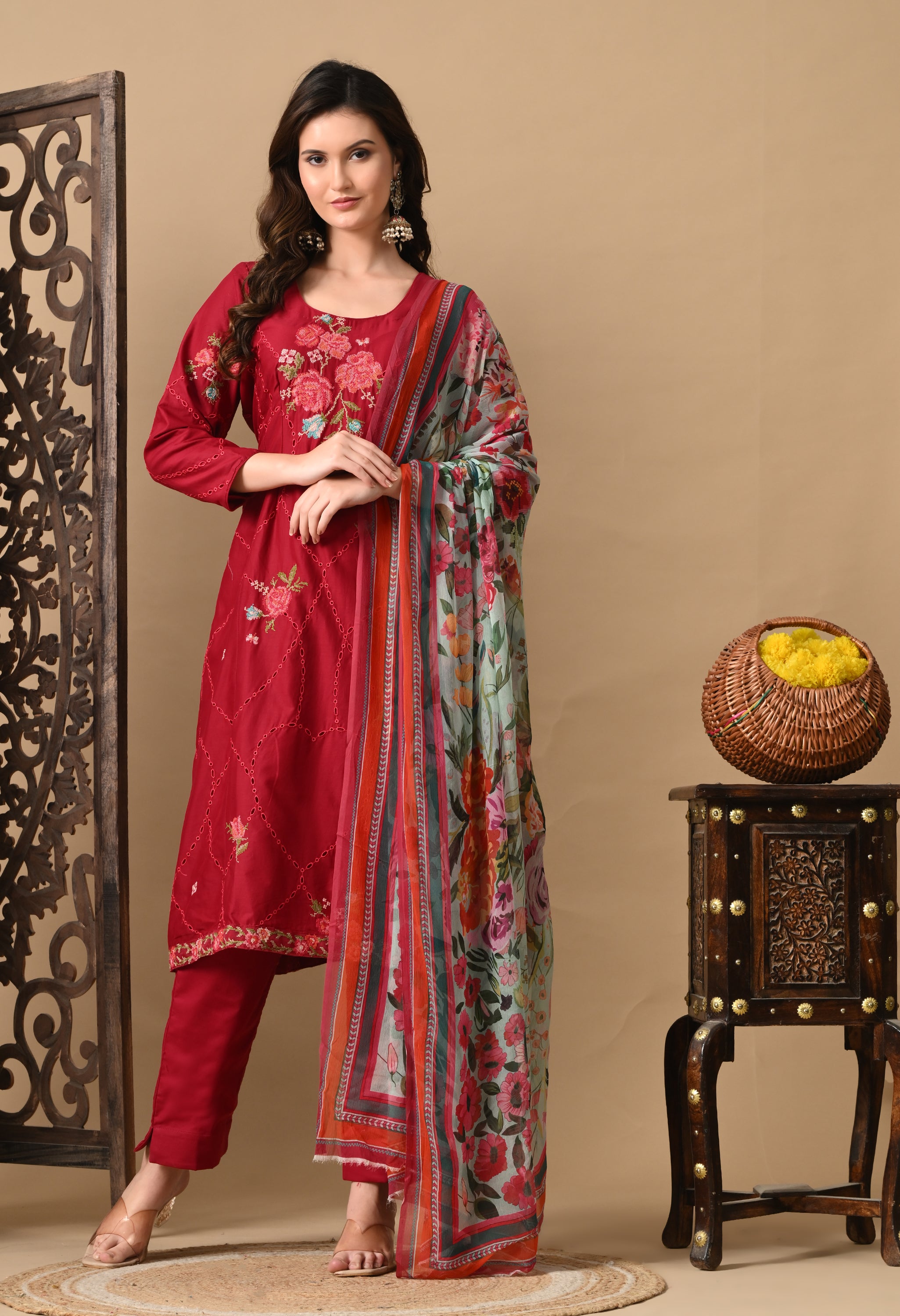 Reddish Pink Thread Work Kurta Set
