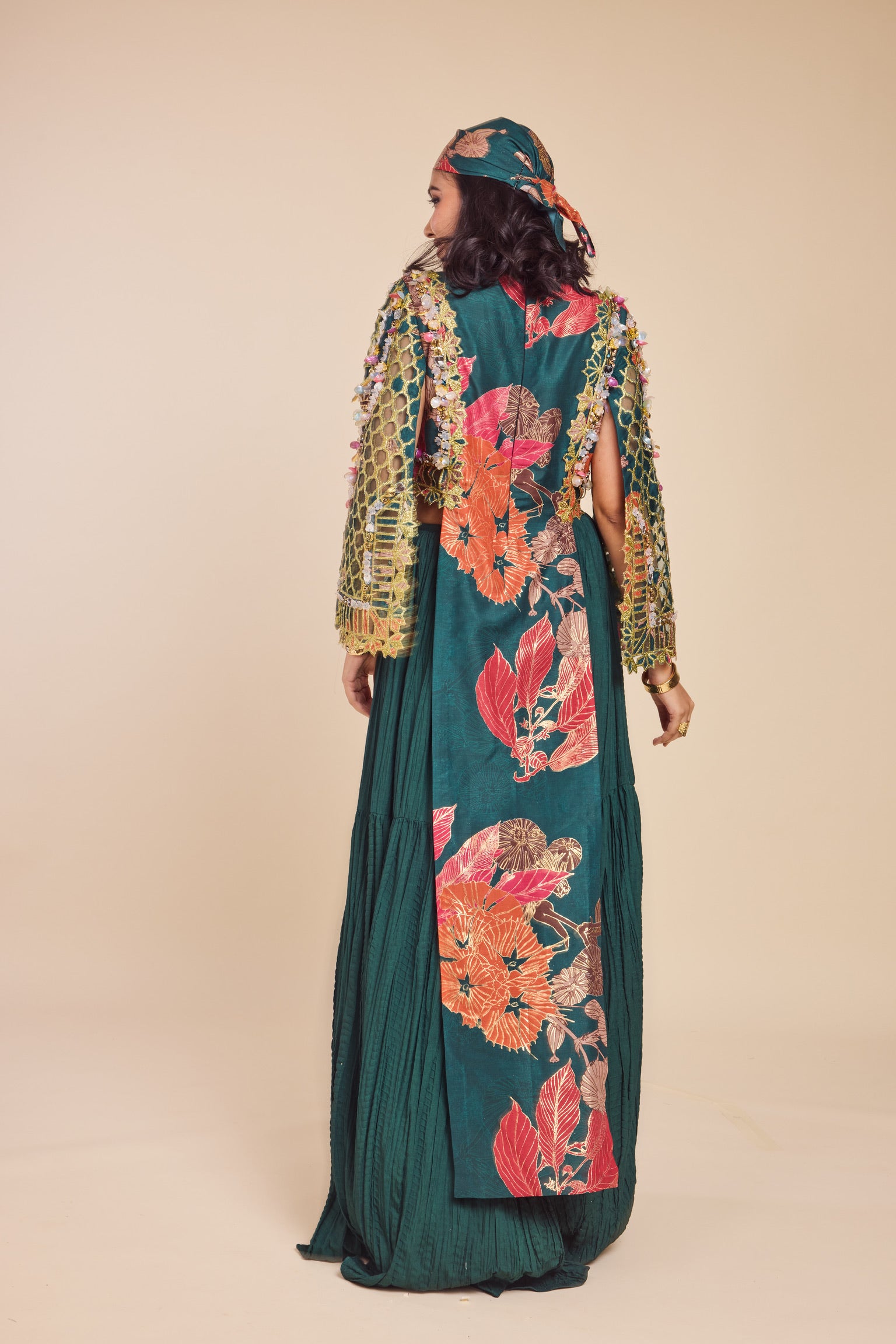 Cutwork Sleeve Kurta with Crush Skirt