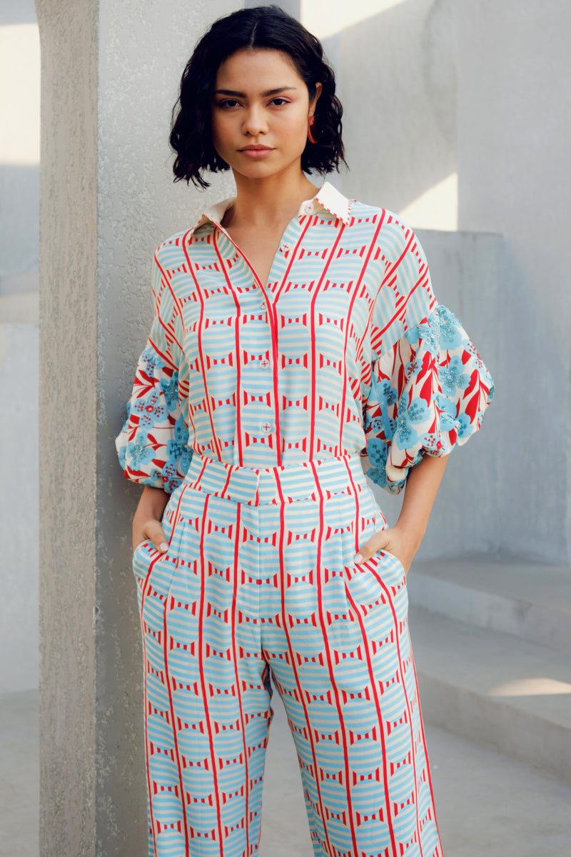 White Print Play Balloon Shirt