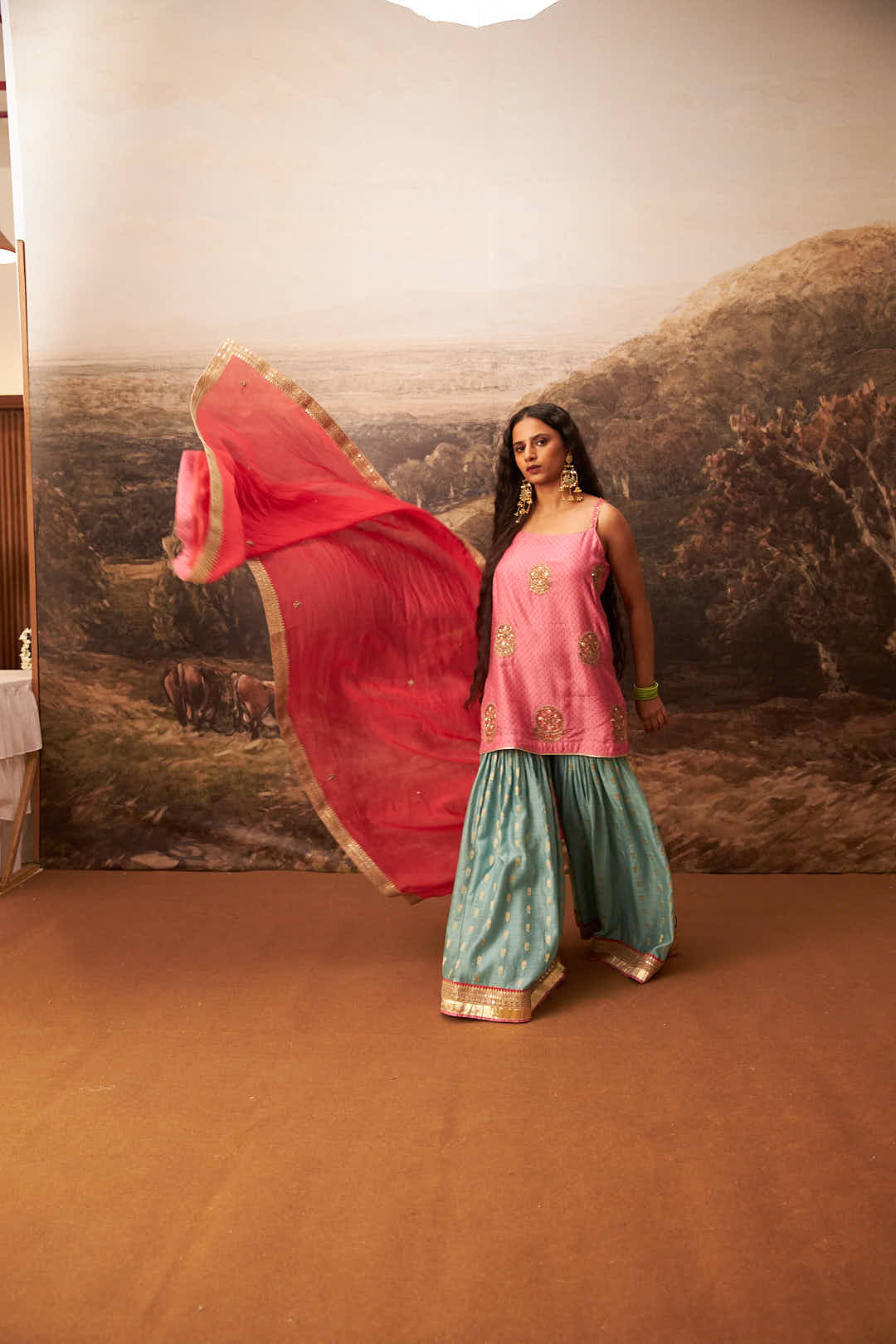 Firozi Gulab Embroidered Kurta Set