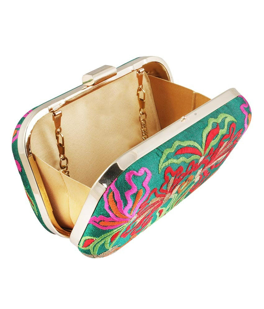 Quaca Green Clutch Bag