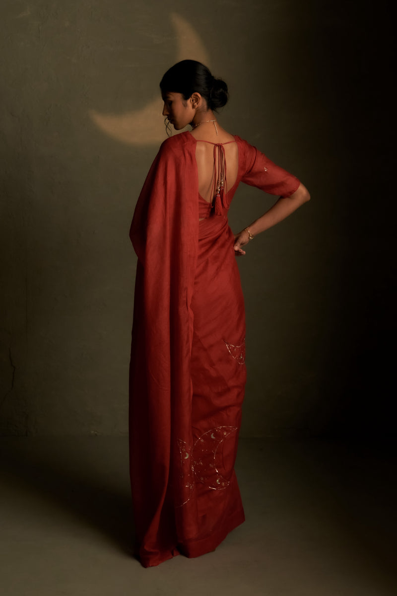 Chaand Saree with Sleeve Blouse