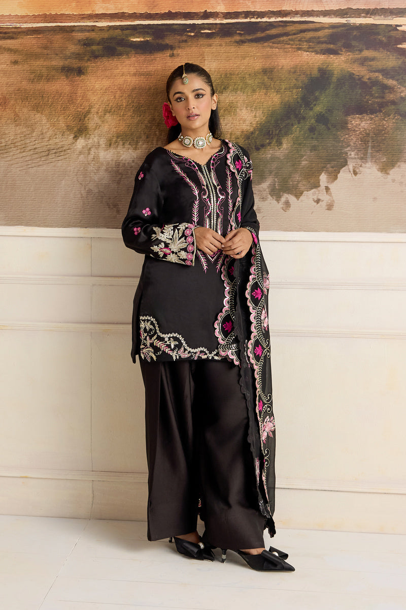 Lelah Farzi Kurta Set