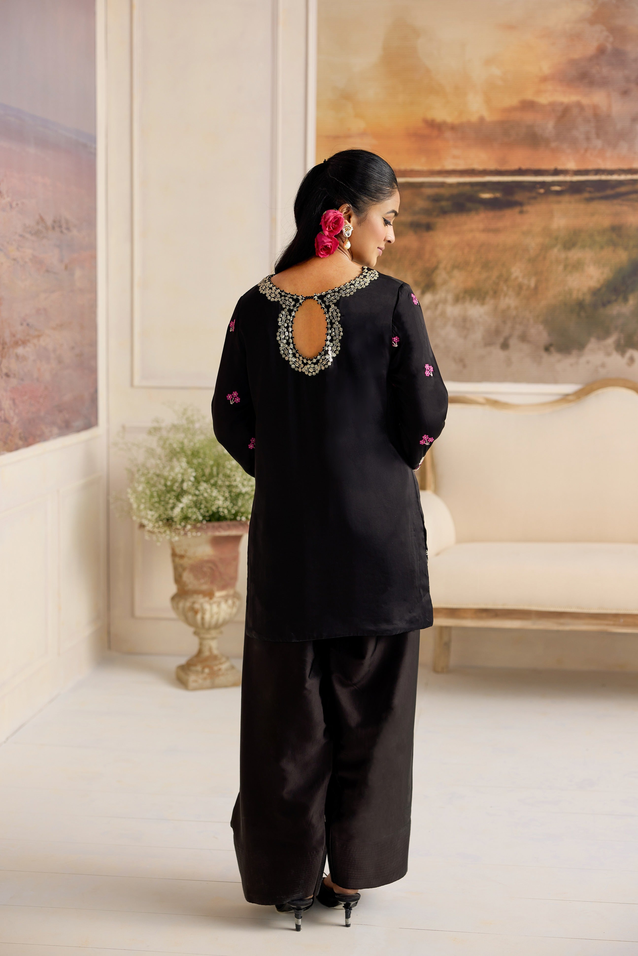 Lelah Farzi Kurta Set