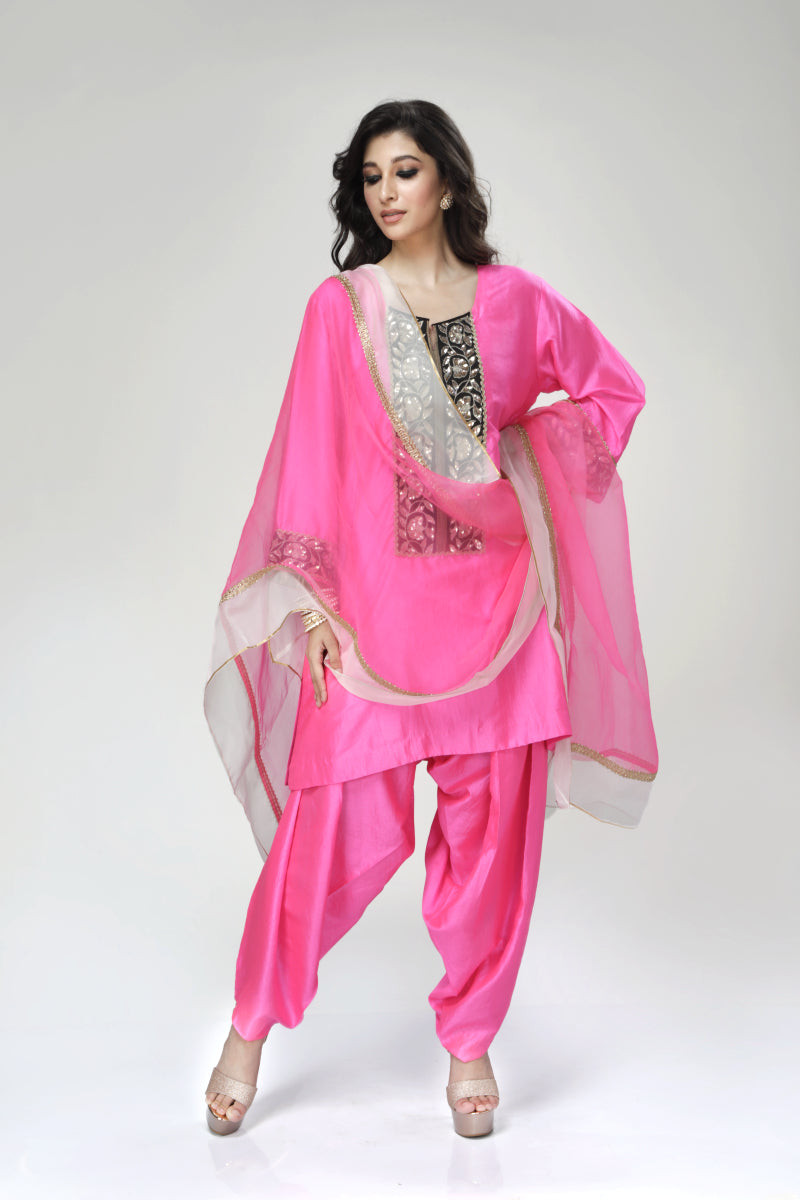 Rani Dogri Kurta With Rani Dhoti Salwar And Silk Organza Dupatta