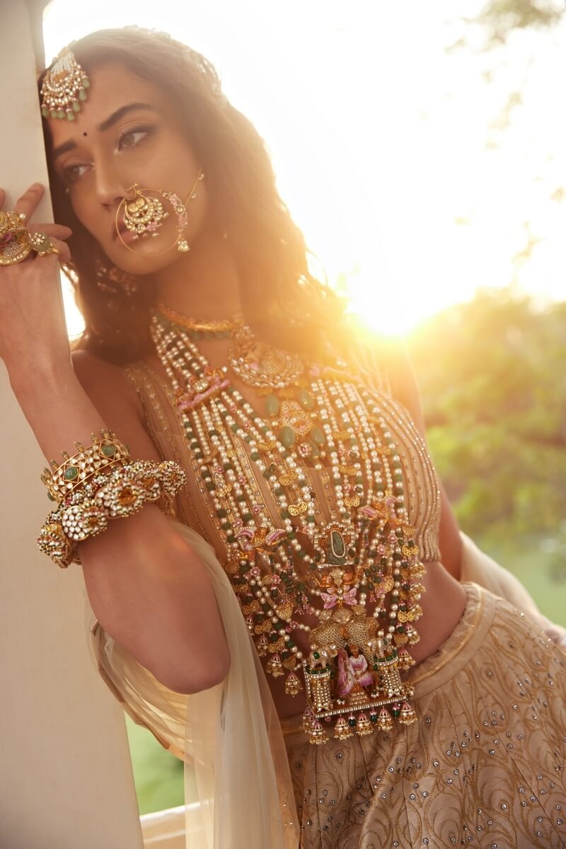 Hawan Kund Detchable Necklace Set