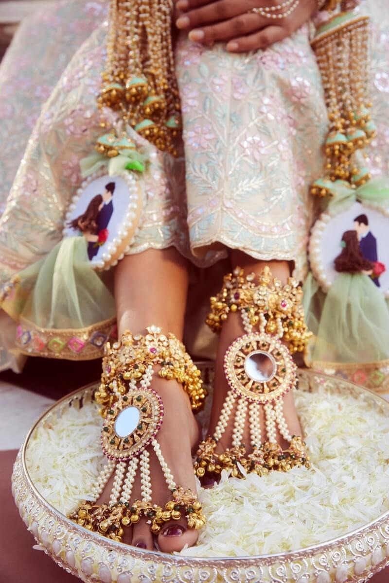 Saanchi Moti And Ghungroo Pairphool