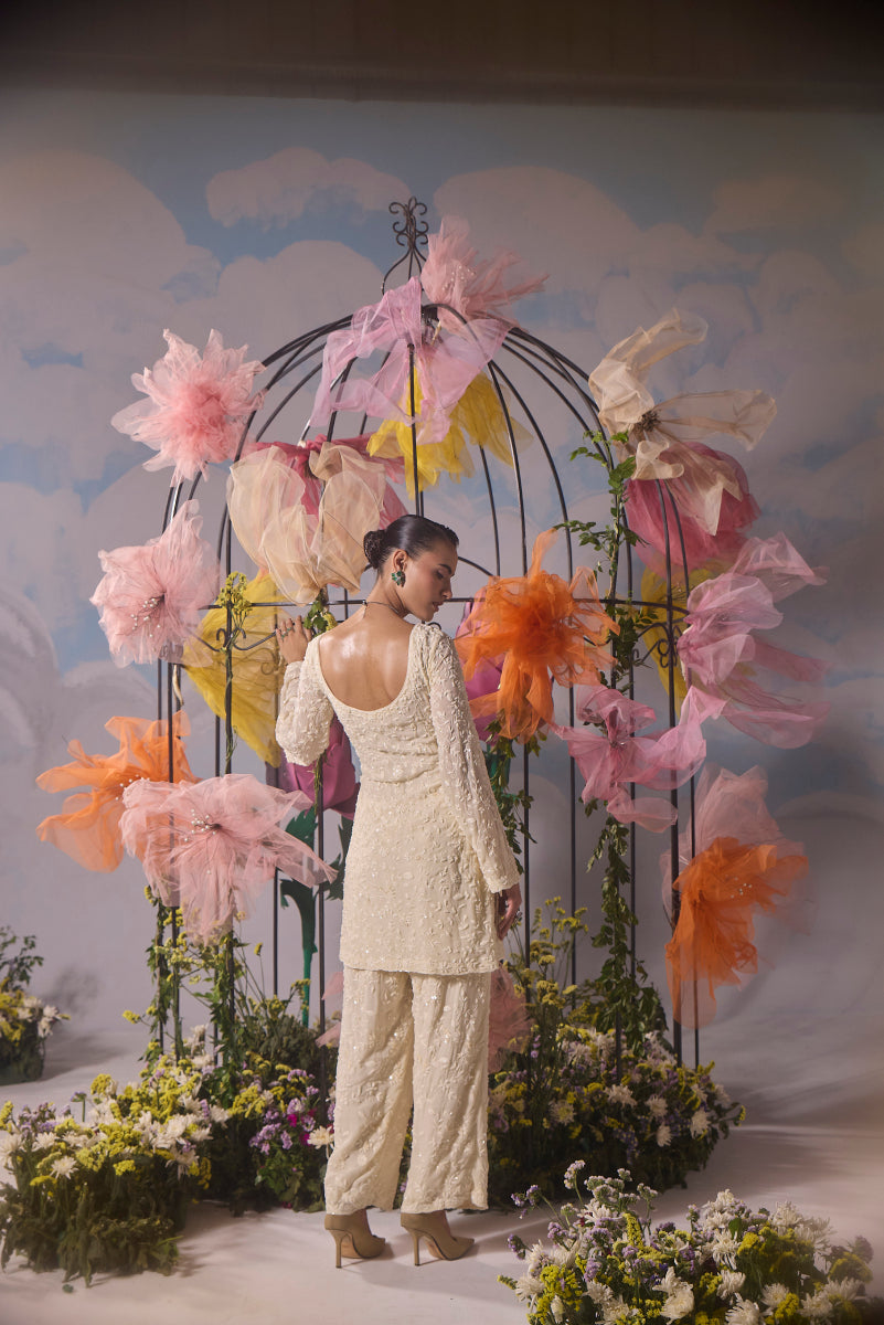 Yellowish Cream dori embroidery kurta and pants with frill dupatta