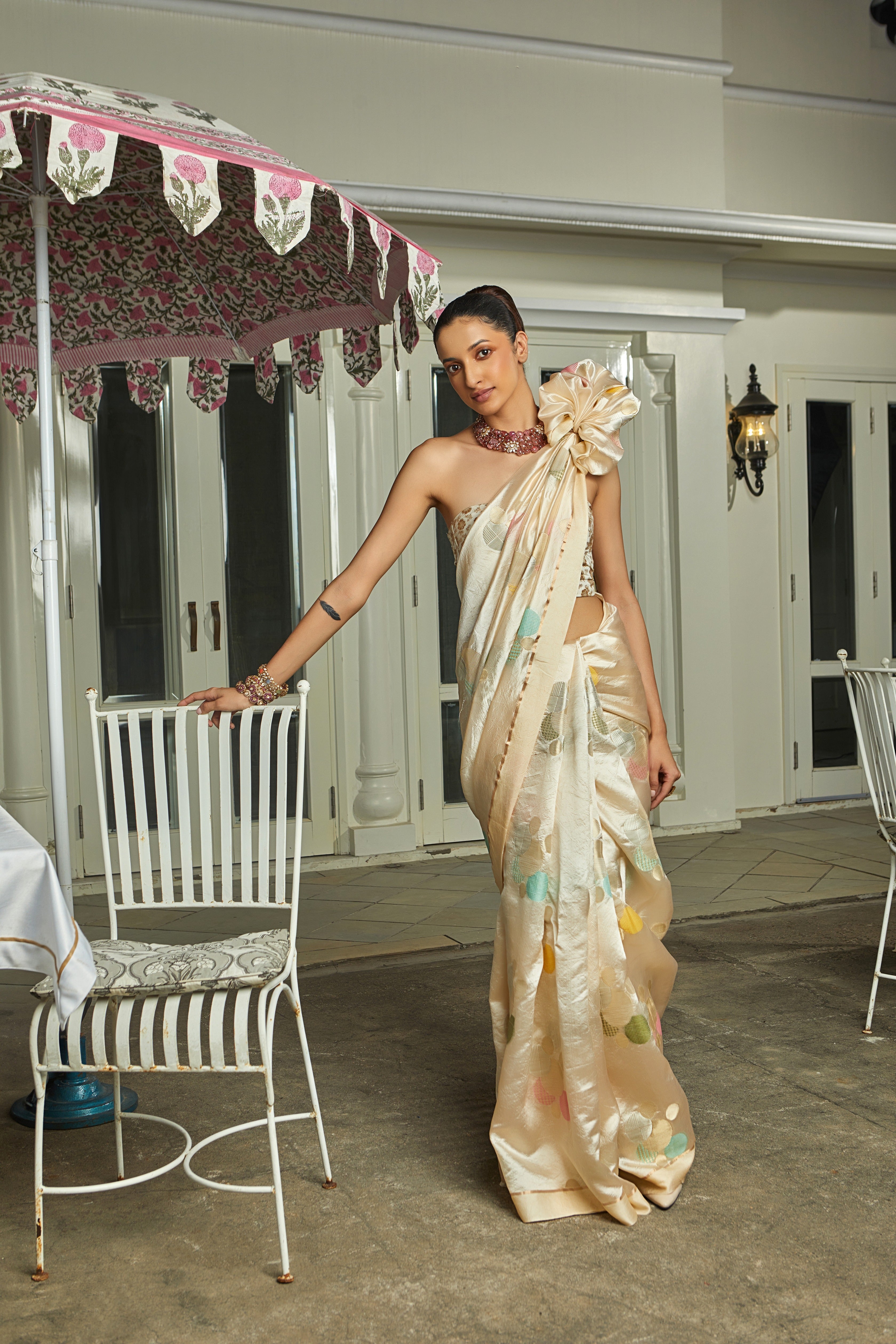 Handwoven Soft Silk Meenakari Abstract Saree