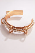 Load image into Gallery viewer, The Siren'S Spell Gold Plated Pearl Cuff
