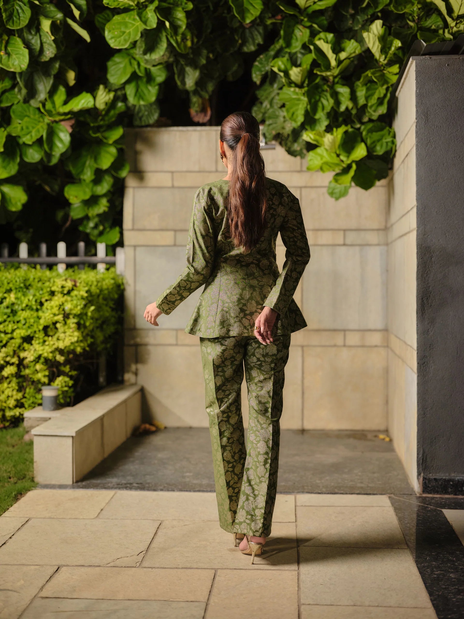 LE JARDIN VERT PEPLUM JACKET & PANTS SET
