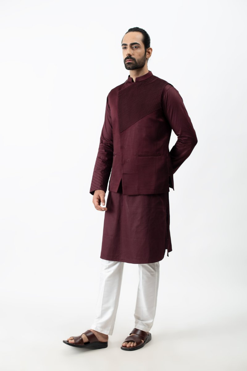 Wine Pintuck Bundi