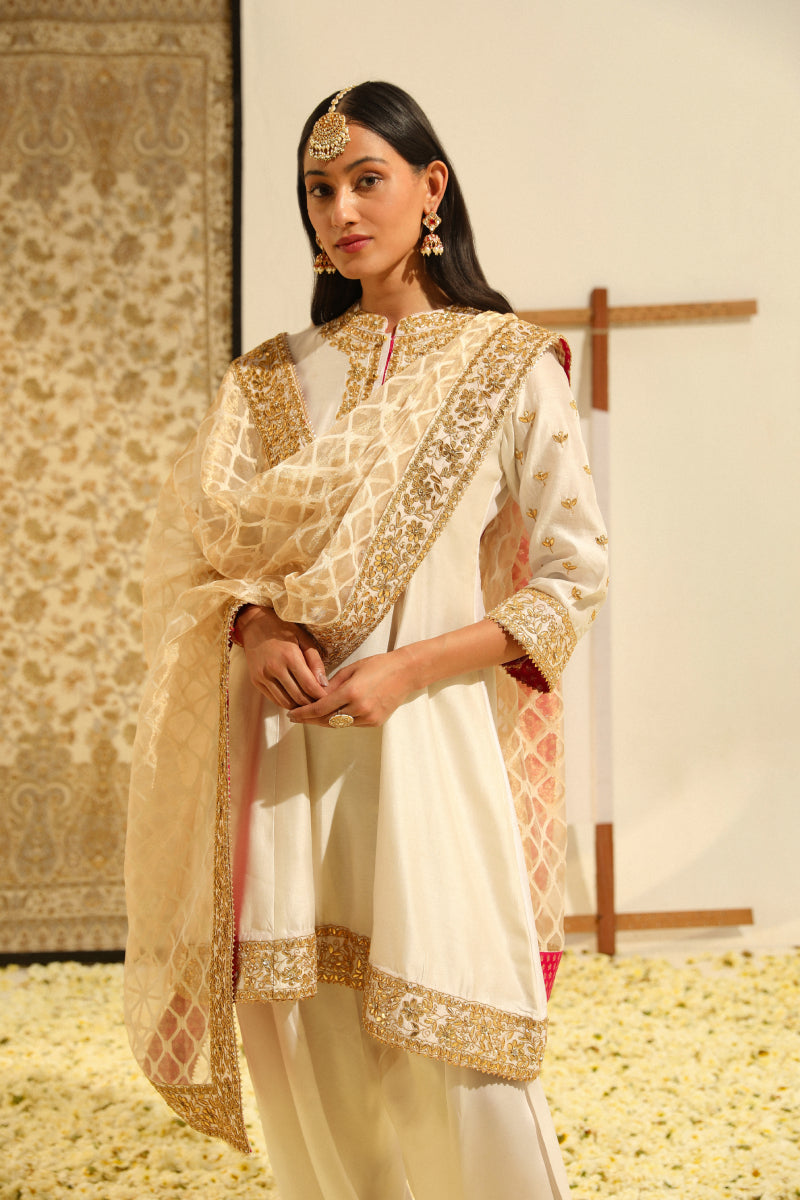 Intezaar-Short Kurta With Salwar And Dupatta