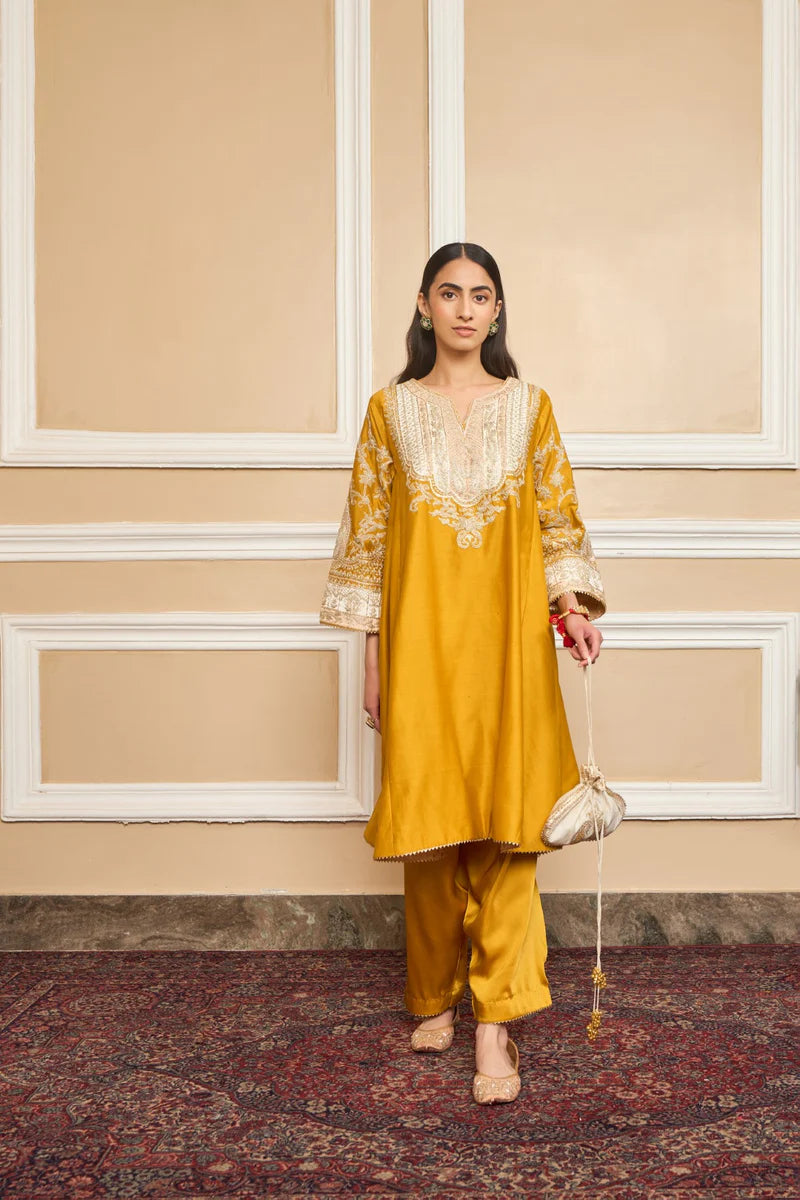 Mohsina-Chauga With Salwar