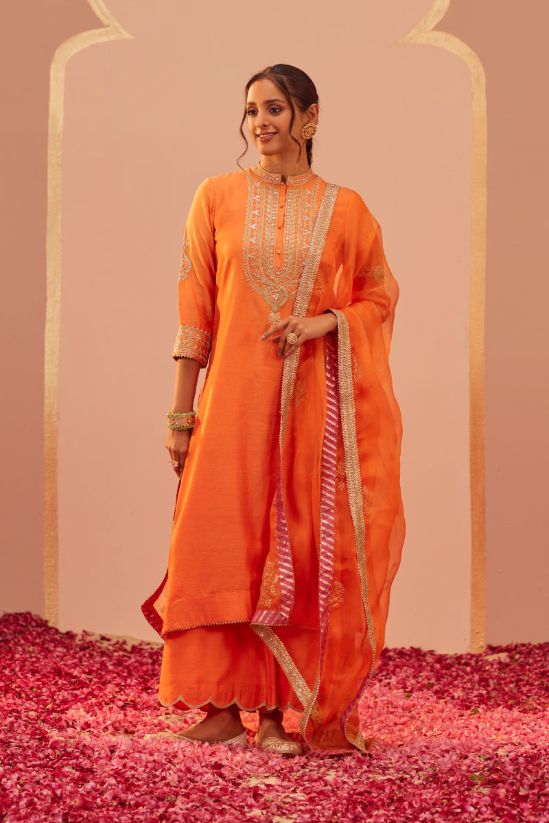 Zaniab- Long Straight Kurta With Palazzo And Dupatta