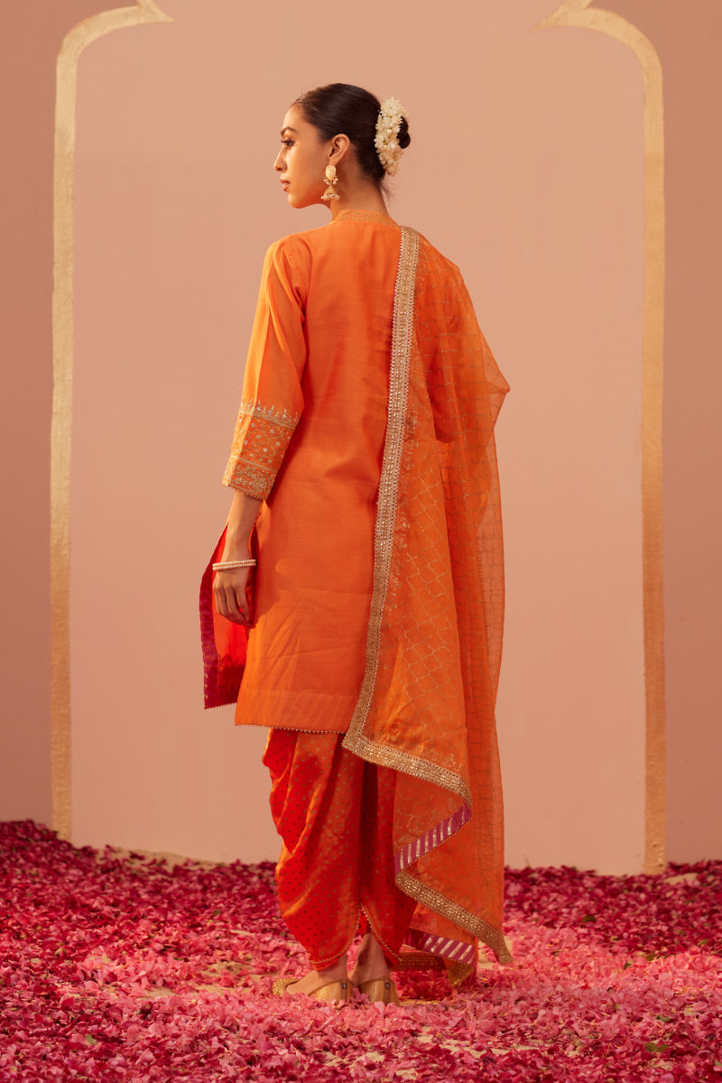 Faheeda- Short Kurta With Dhoti And Dupatta