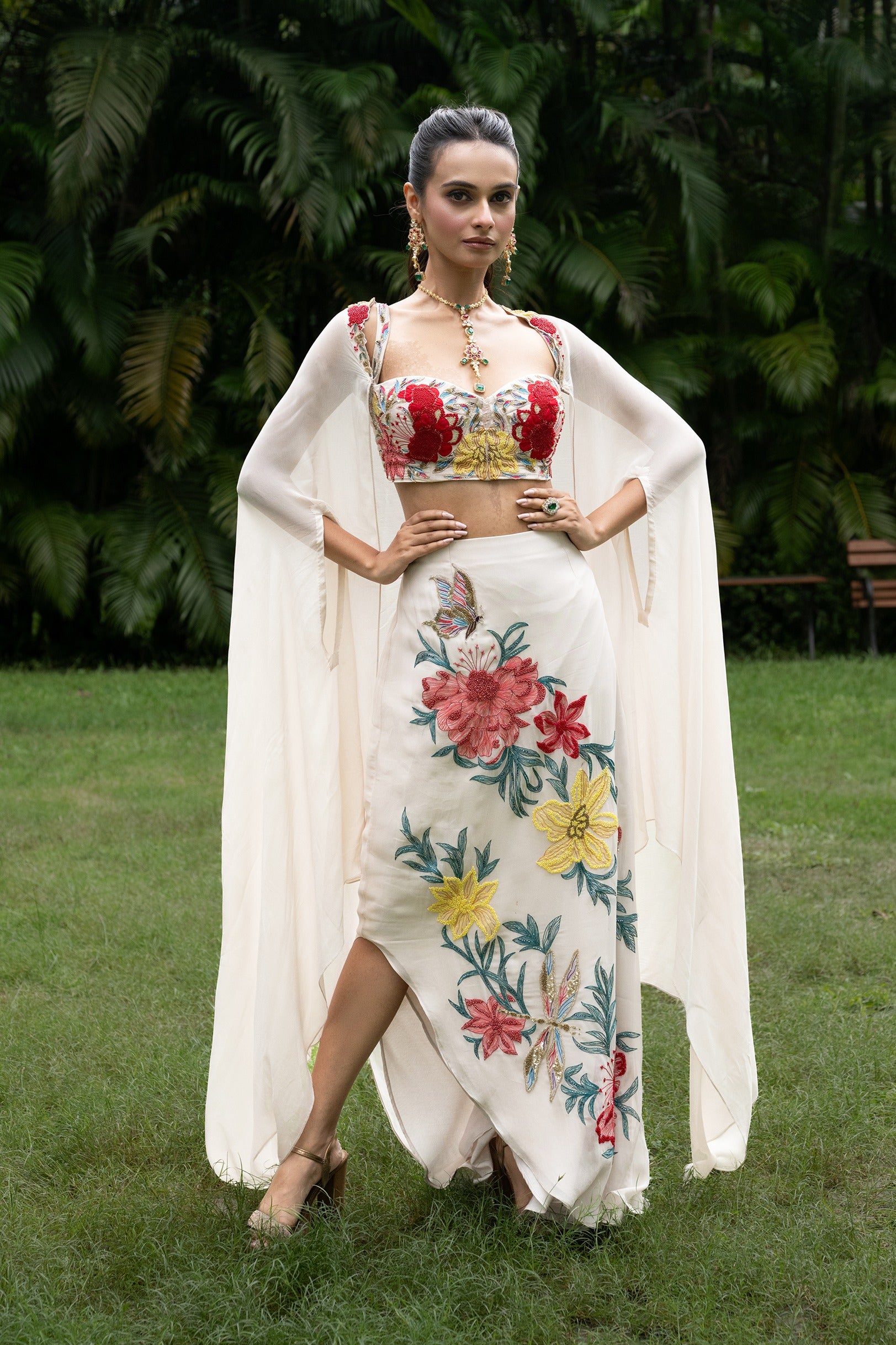 BUTTERFLY SKIRT CAPE SET