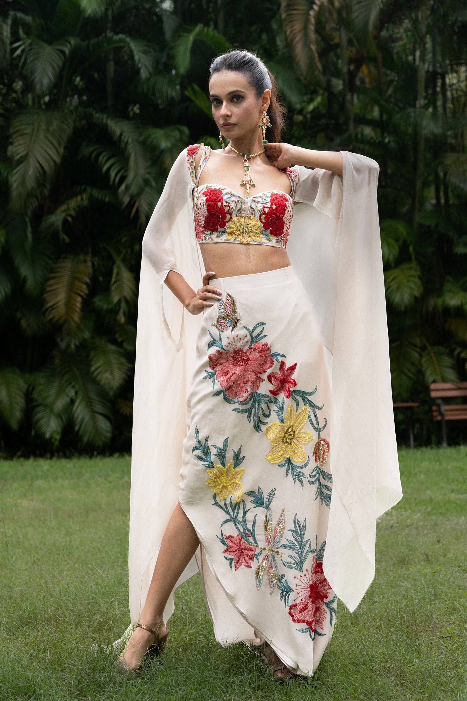 BUTTERFLY SKIRT CAPE SET