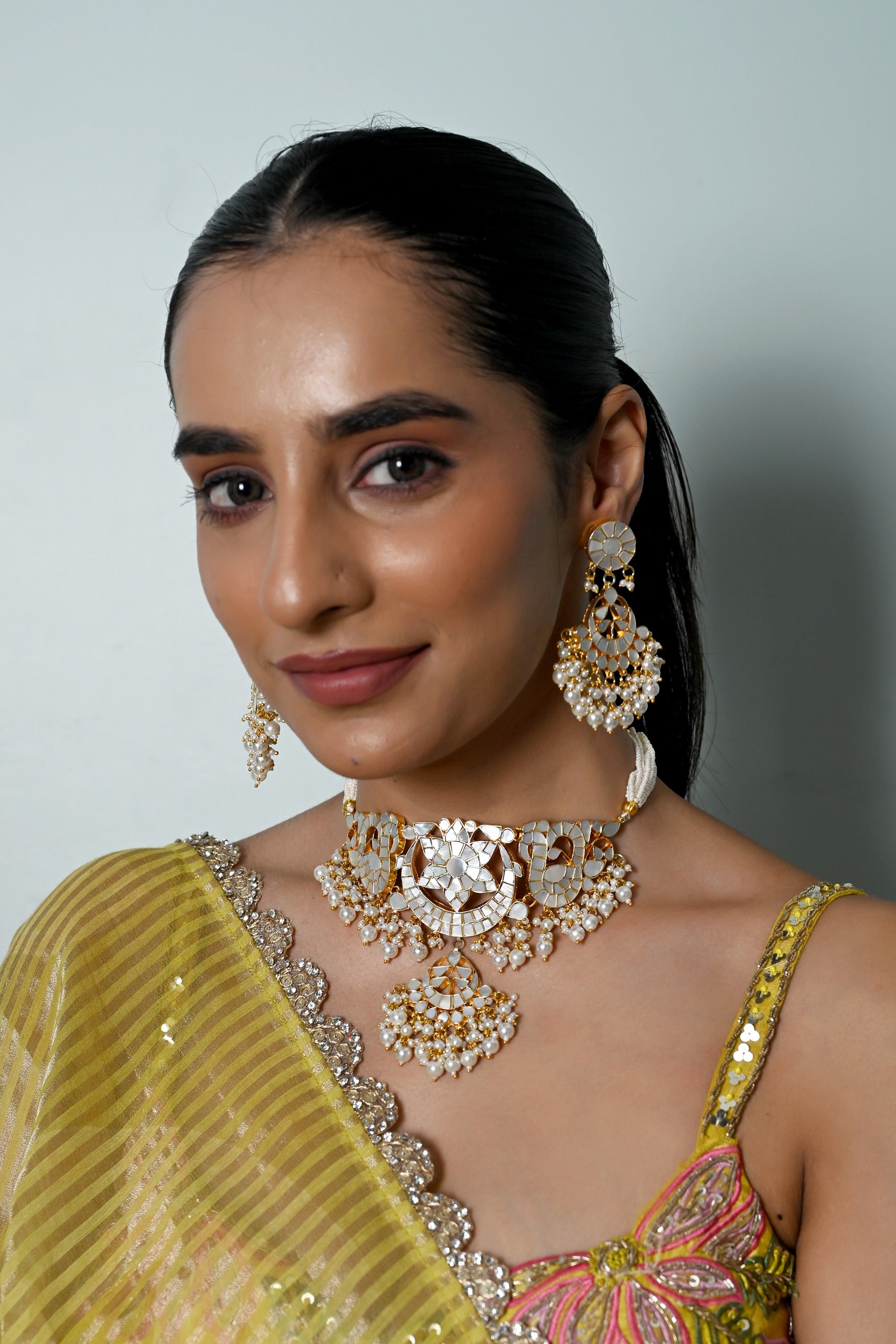 Choker With Earrings