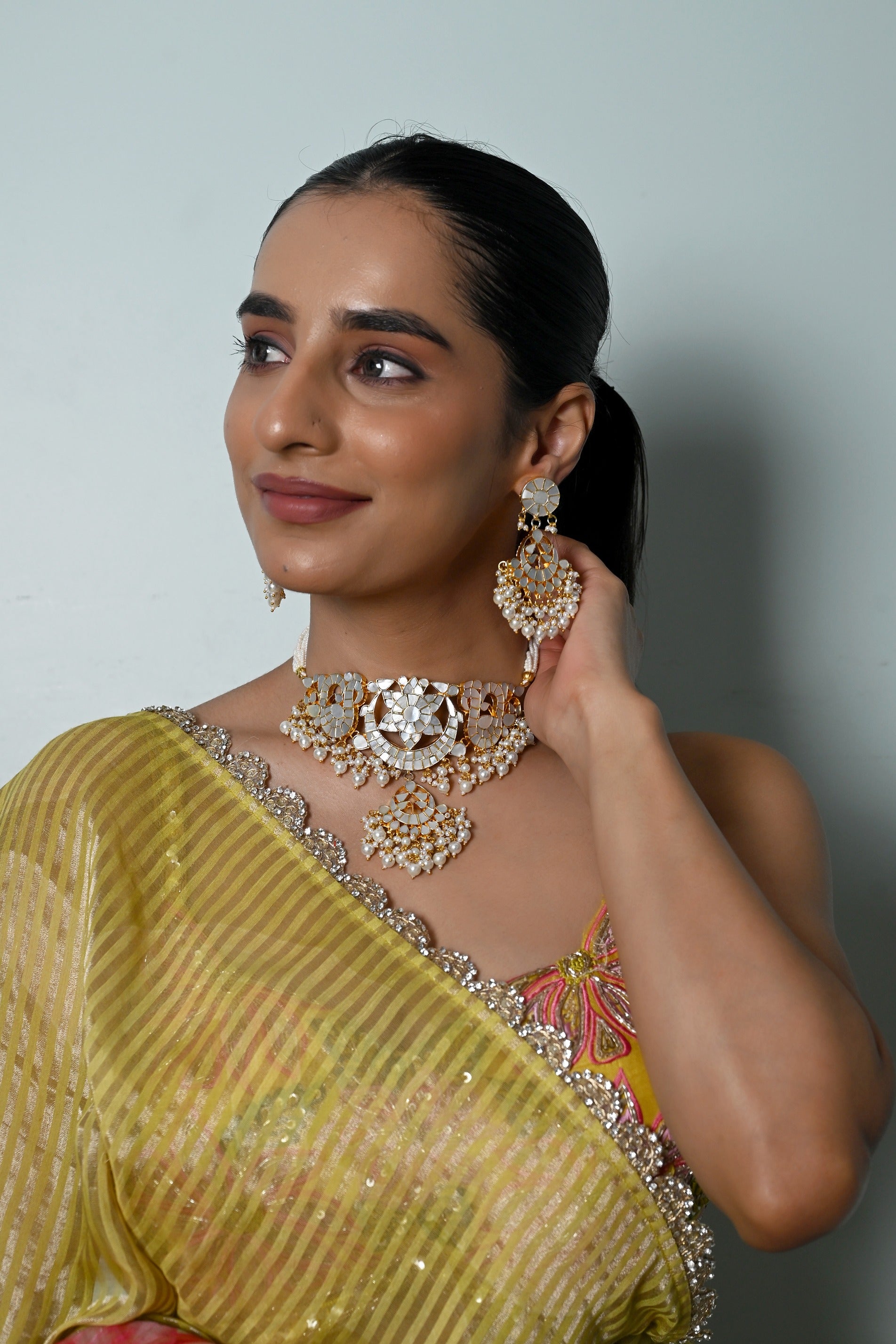 Choker With Earrings