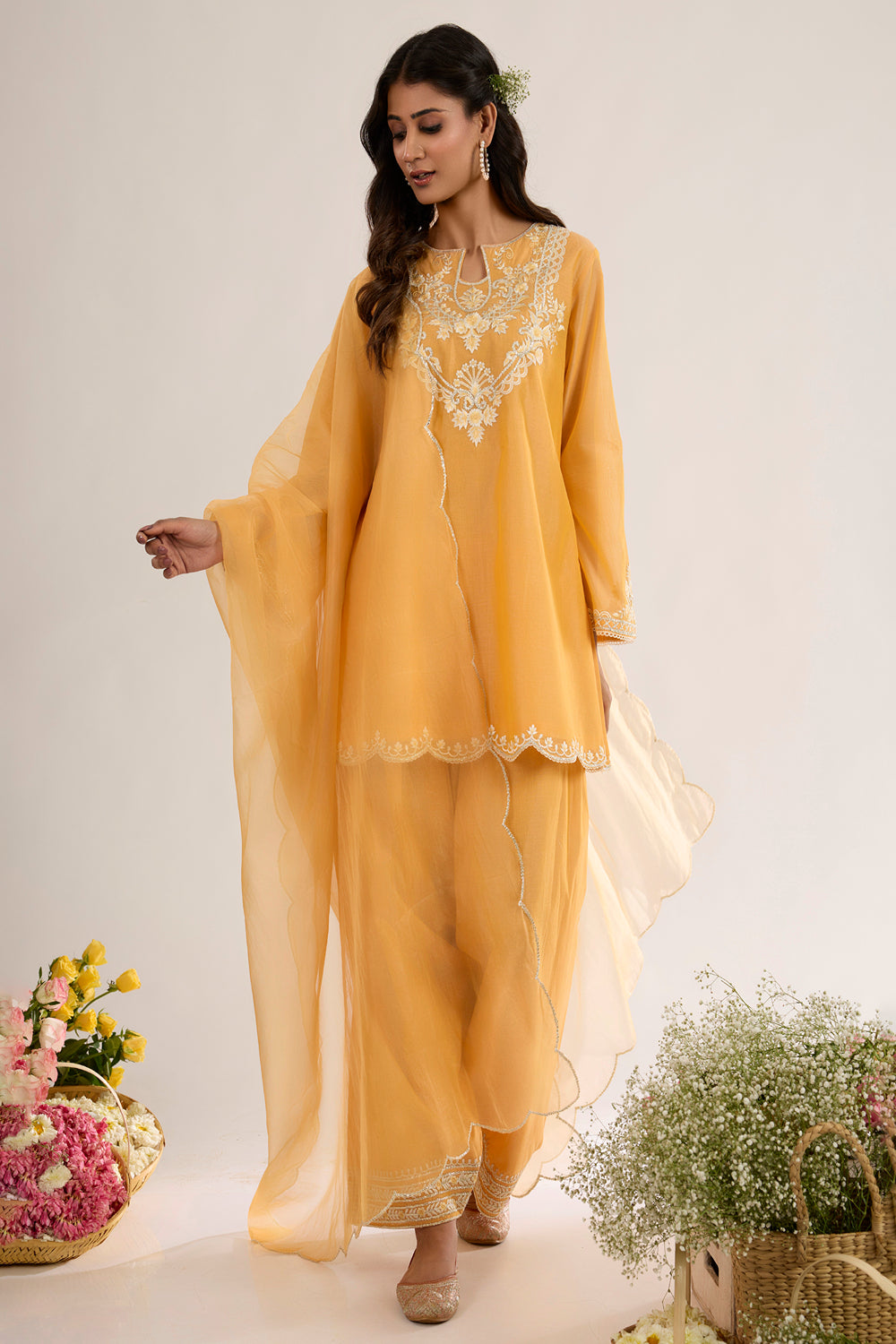 Short Kurta With Farsha Salwar And Dupatta