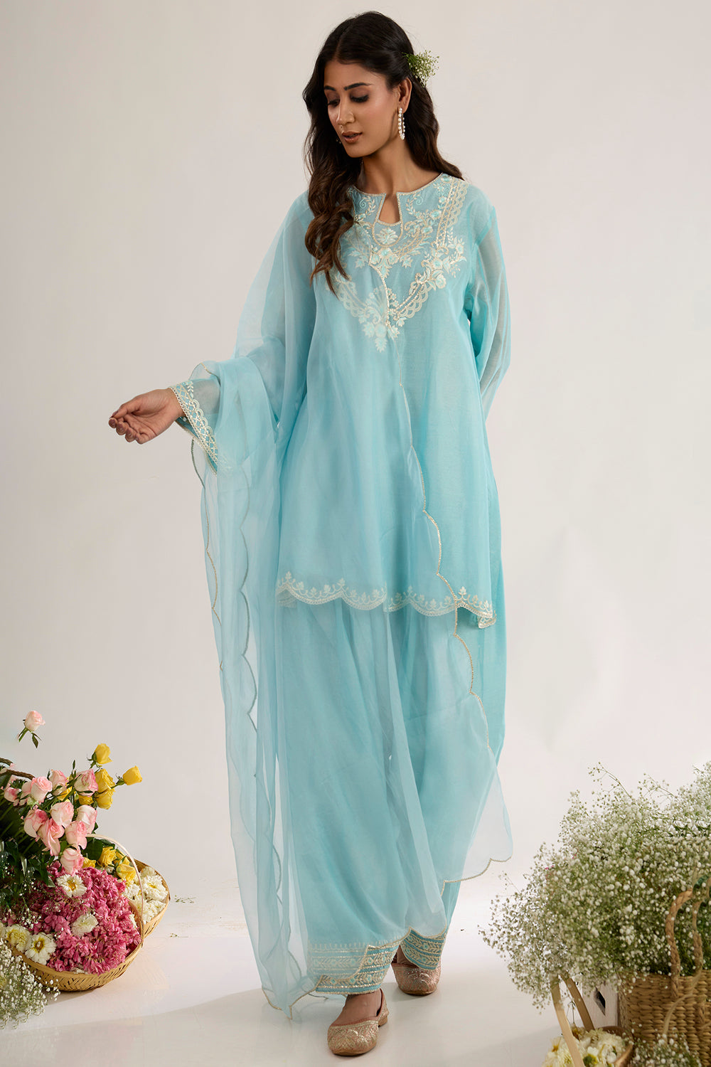 Short Kurta With Farsha Salwar And Dupatta