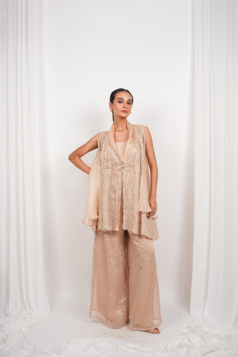 TISSUE PANTS WITH EMBROIDERED CAPE