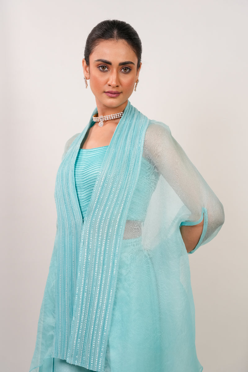 WRAP PANTS AND WIRED KAFTAN