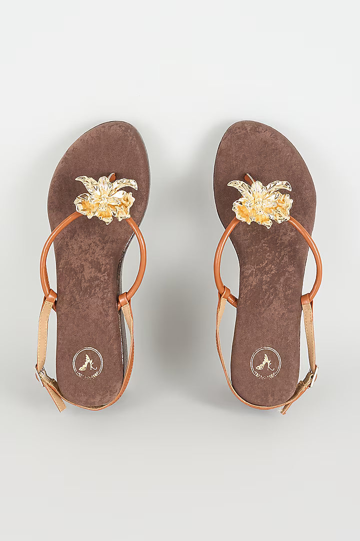 Zeno Brown Baby Wedge