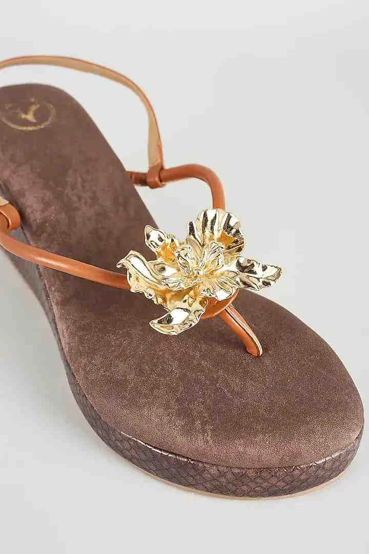 Zeno Brown Baby Wedge