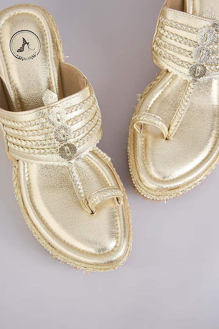 Kohl Sara Gold Wedge