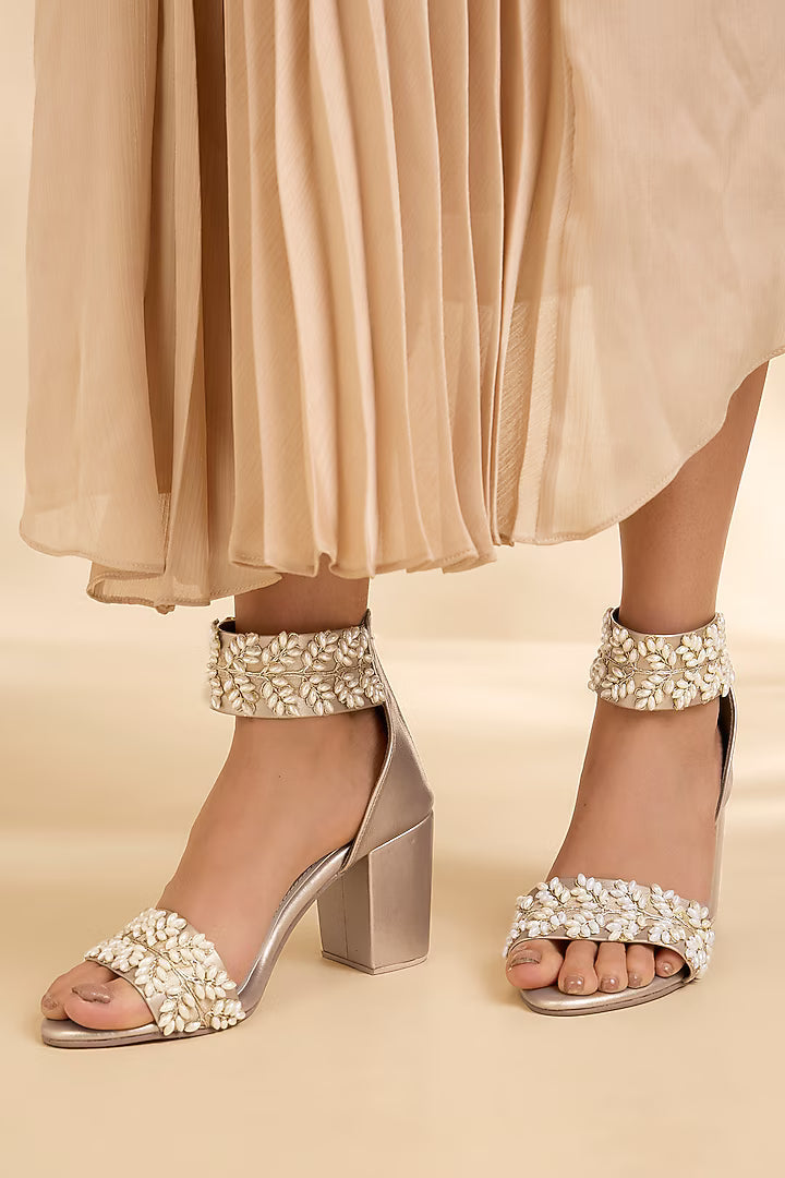 Swadesh Moti Gold Heel [Socks Gold]