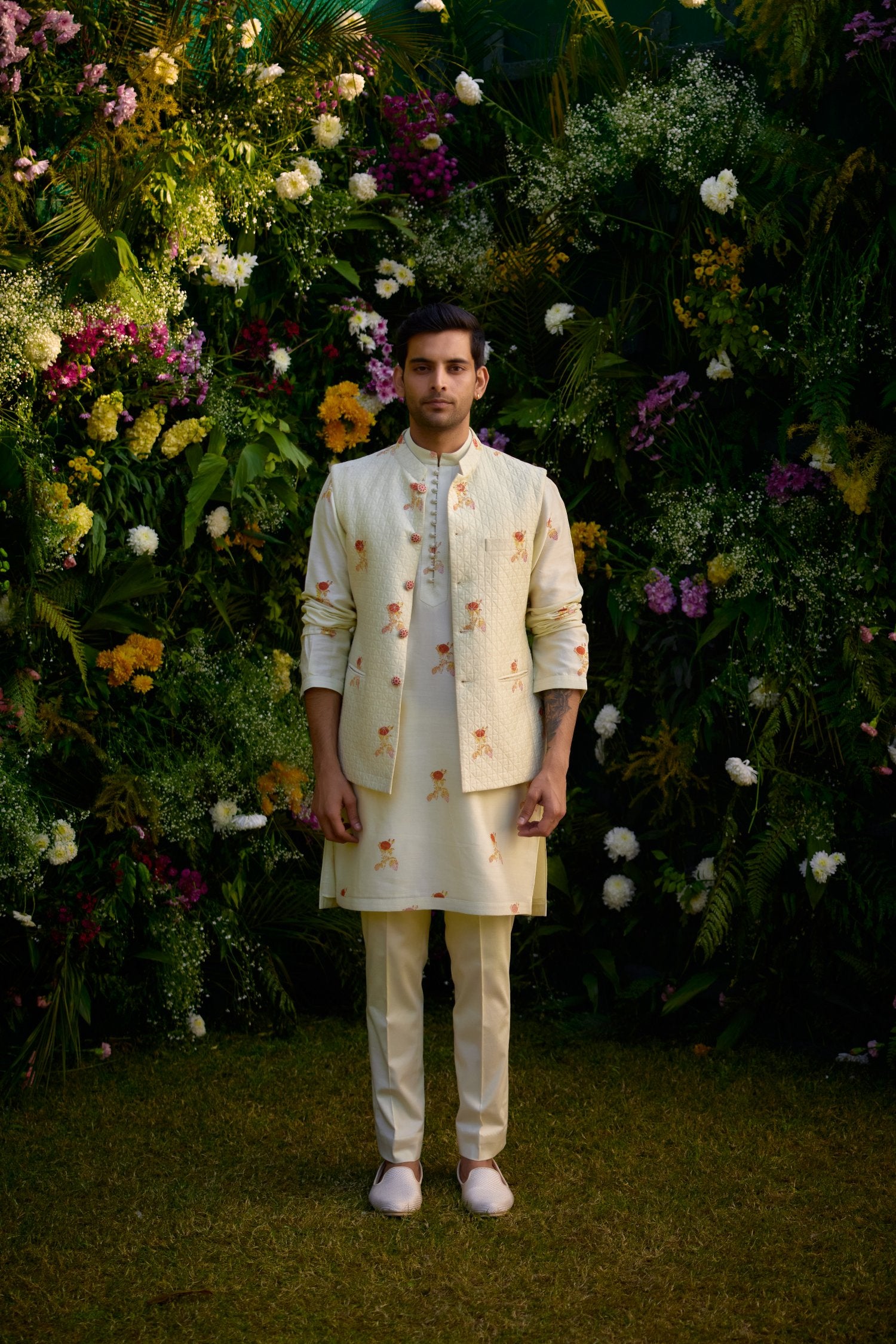 Waist Coat And Kurta Set