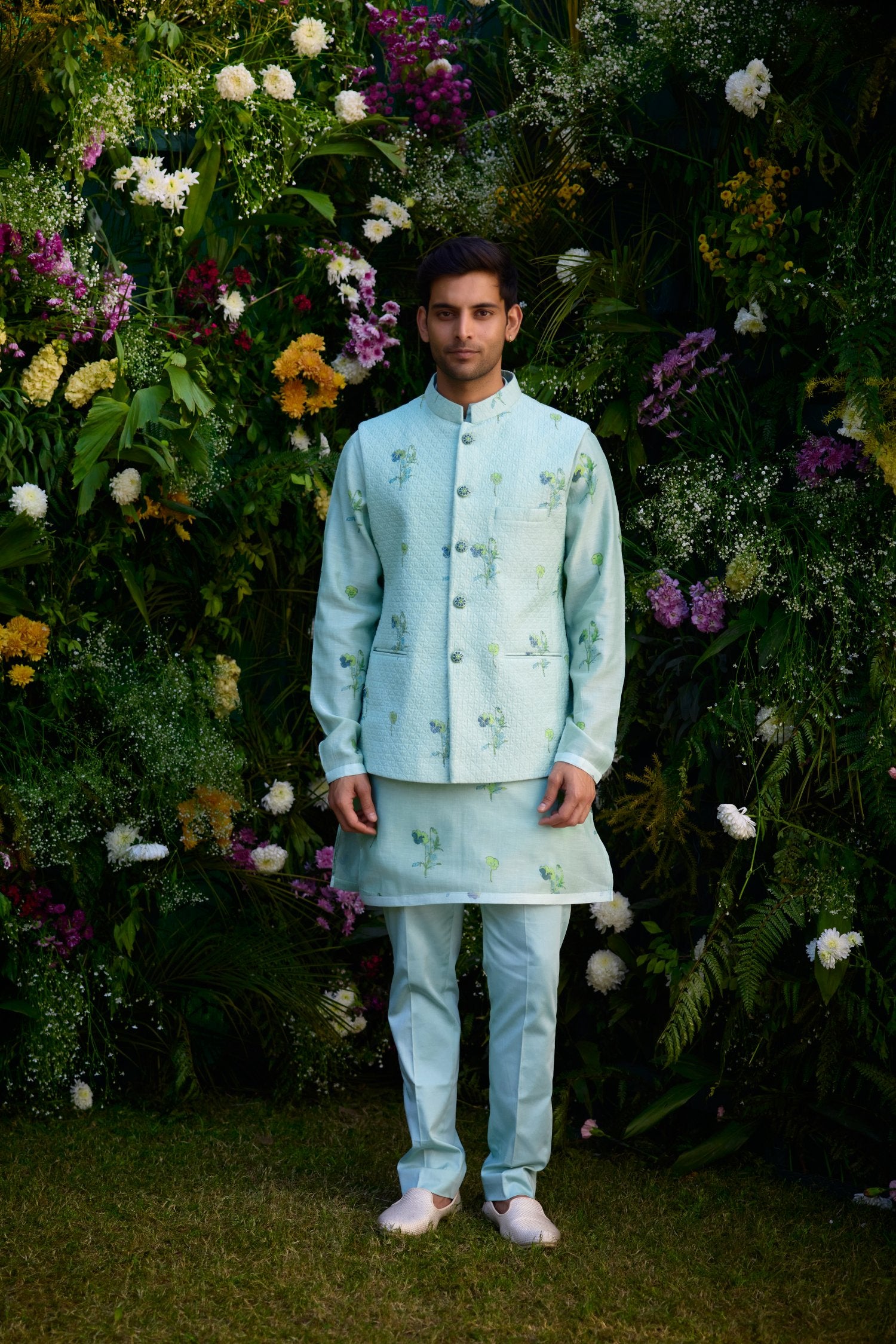 Waist Coat And Kurta Set