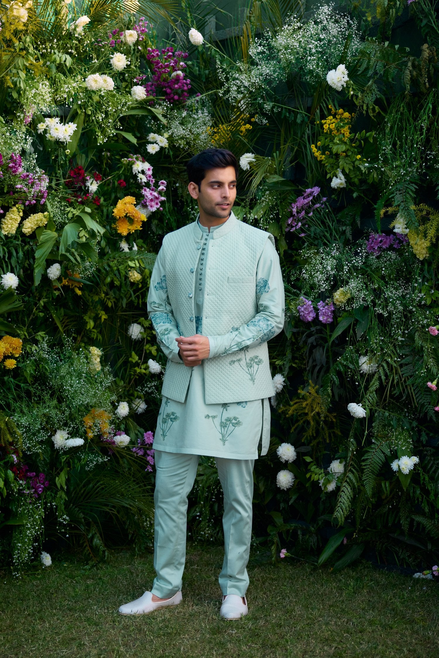 Waist Coat And Kurta Set