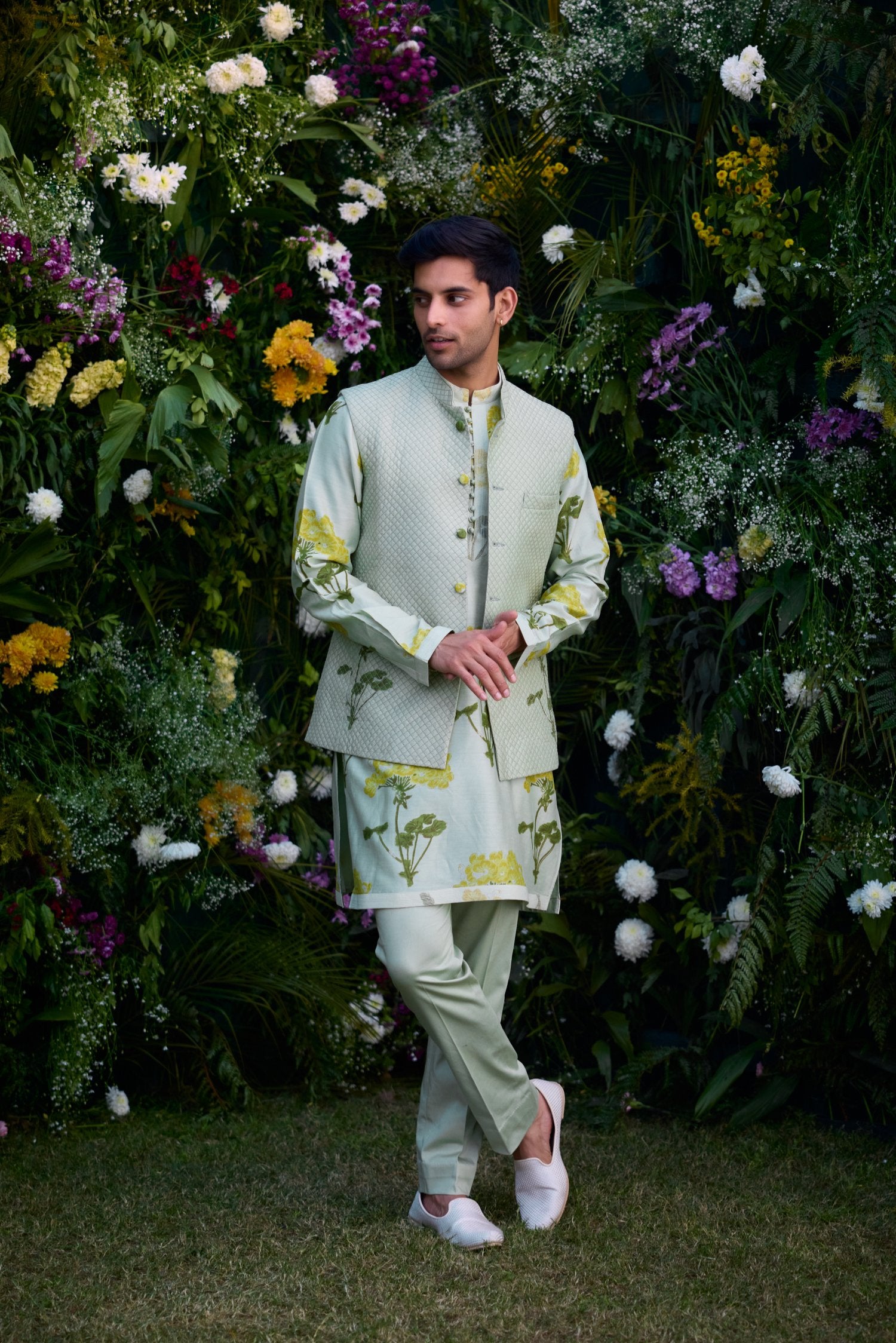 Waist Coat And Kurta Set