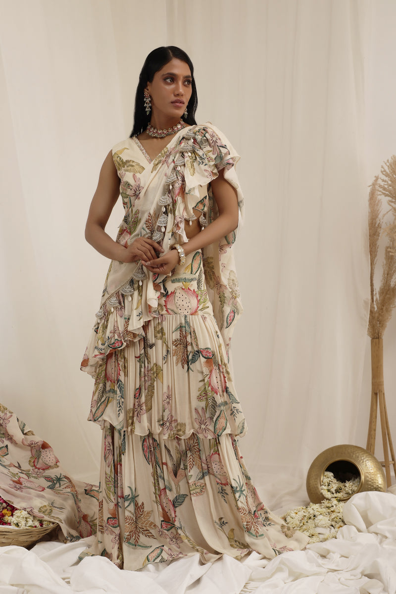 Madhaniya draped saree