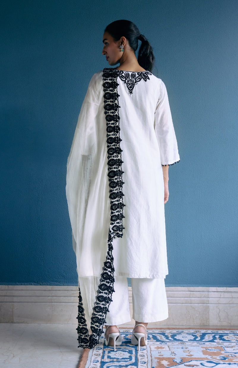 Belle Kurta