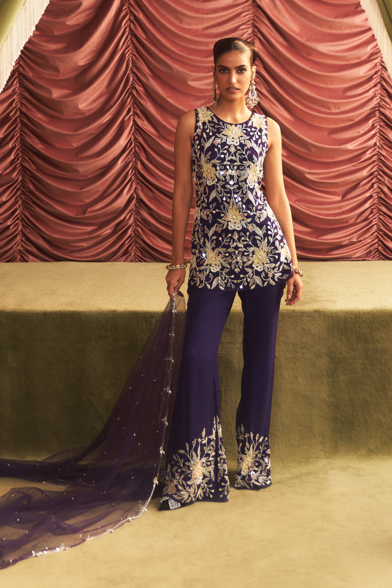 HASEENA KURTA