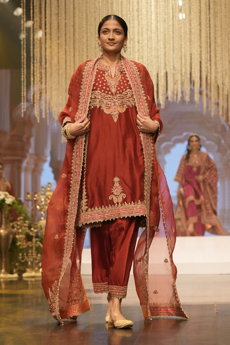 Shahzain-Short Chauga with Khada Dupatta